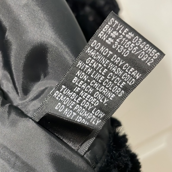 Faux Fur Short Jacket
💥Final Price💥 - Picture 7 of 8